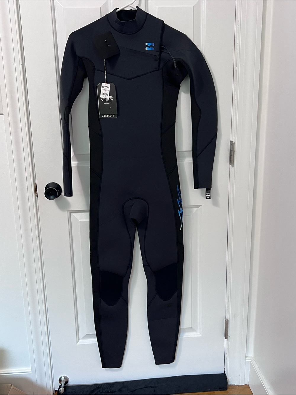 Billabong Boys Absolute 3/2 chest zip full wetsuit size 16